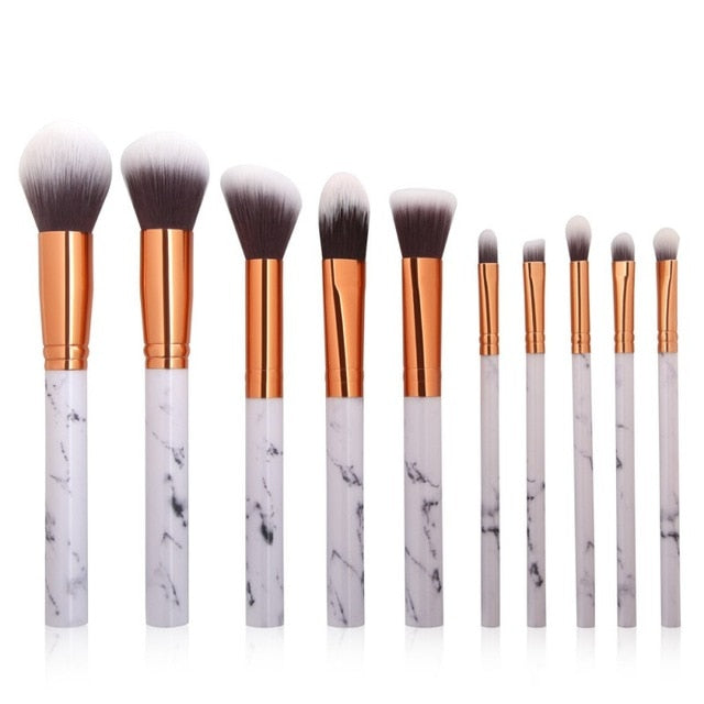 Professional makeup brushes set