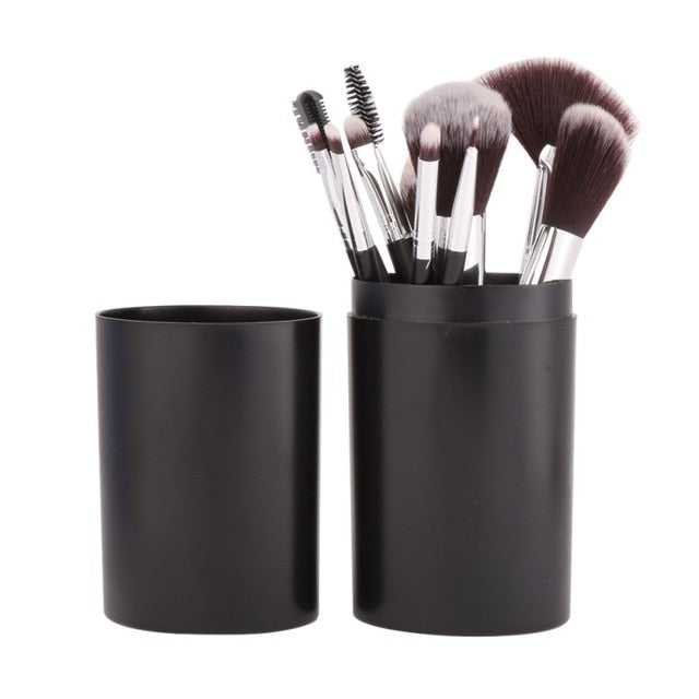 Professional makeup brushes set