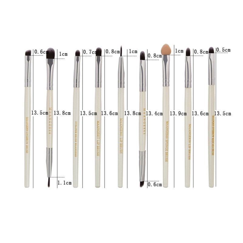 Professional makeup brushes set