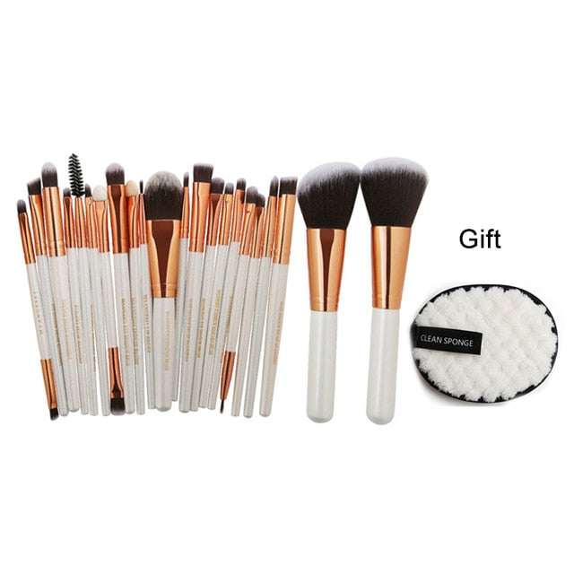 Professional makeup brushes set